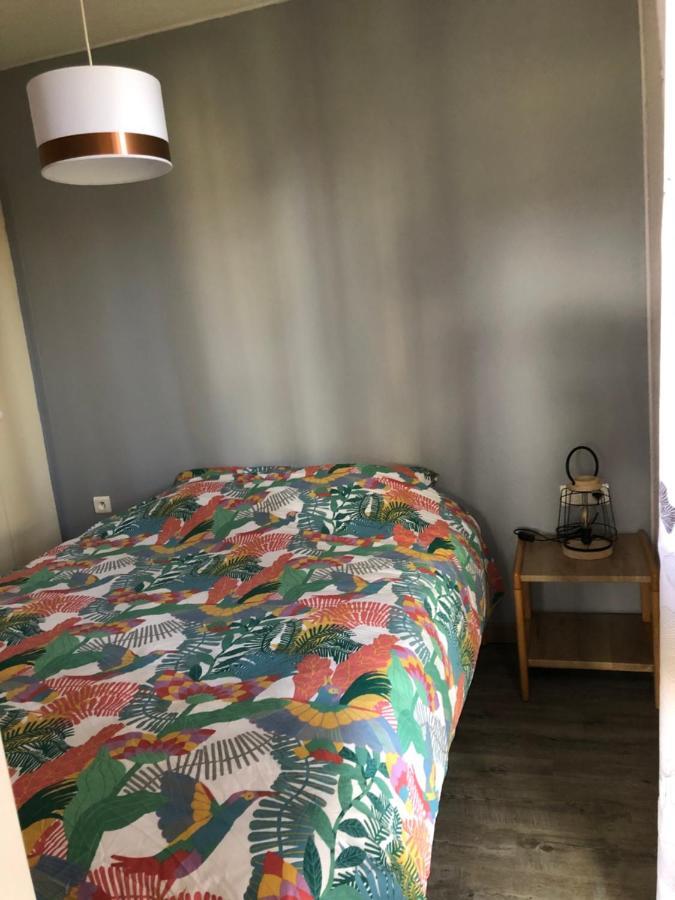 Cottage 4 Personnes Dans Domaine Prive Signy-le-Petit 外观 照片