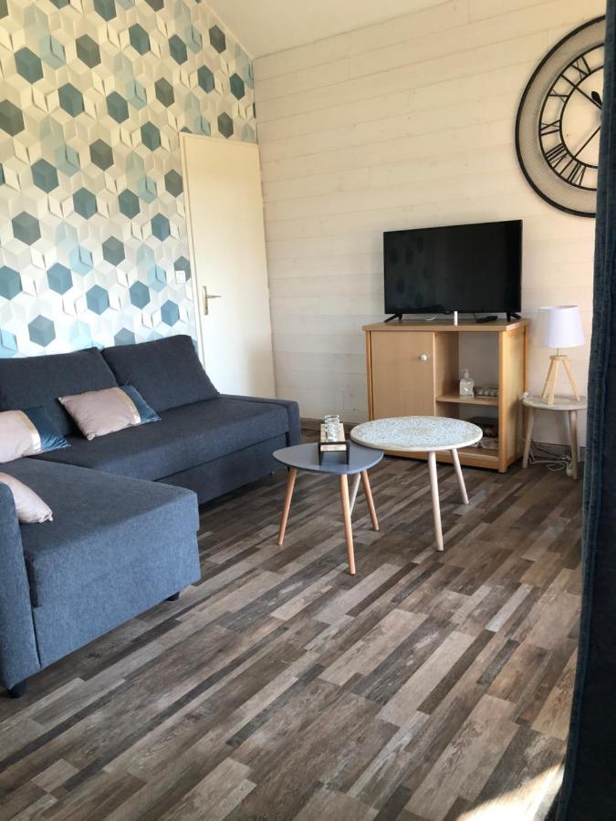 Cottage 4 Personnes Dans Domaine Prive Signy-le-Petit 外观 照片
