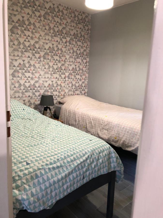 Cottage 4 Personnes Dans Domaine Prive Signy-le-Petit 外观 照片